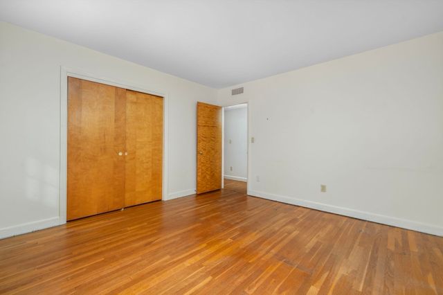 167 West Hawthorn Street, Dartmouth, MA 02747