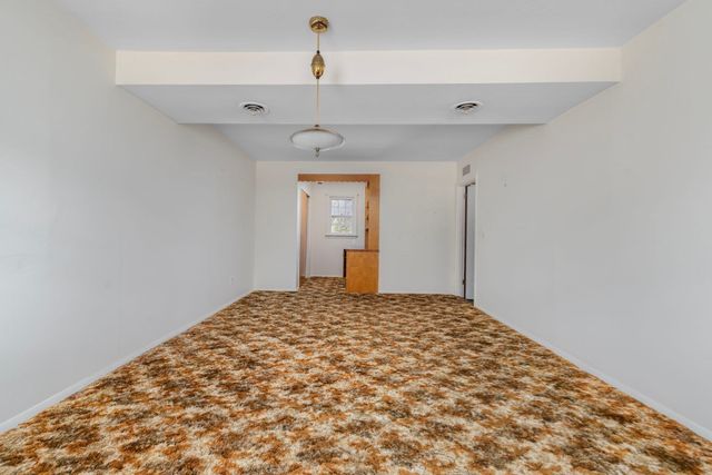 167 West Hawthorn Street, Dartmouth, MA 02747