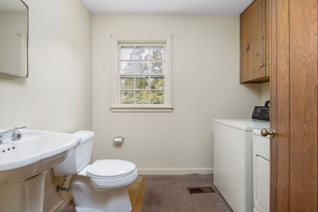 167 West Hawthorn Street, Dartmouth, MA 02747