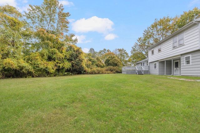 167 West Hawthorn Street, Dartmouth, MA 02747