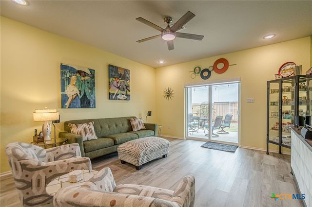 1418 Prynne Street, New Braunfels, TX 78130