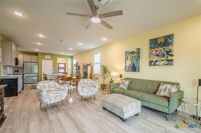 1418 Prynne Street, New Braunfels, TX 78130