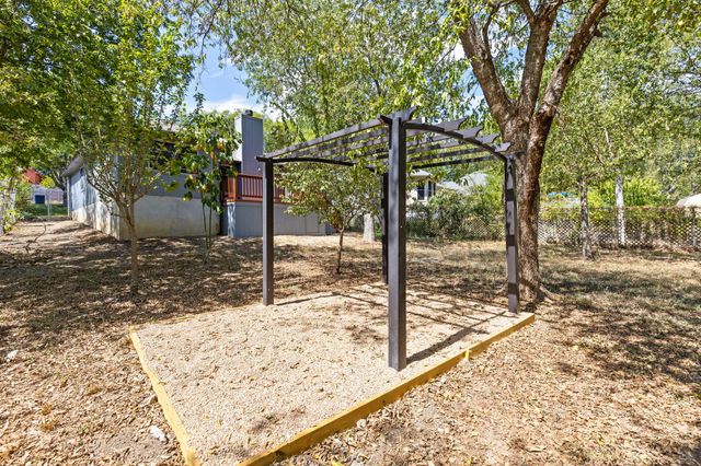 5708 Lark Creek DR, Austin, TX 78744