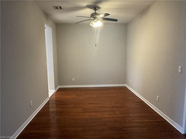 1410 Mariposa CIR 105, Naples, FL 34105