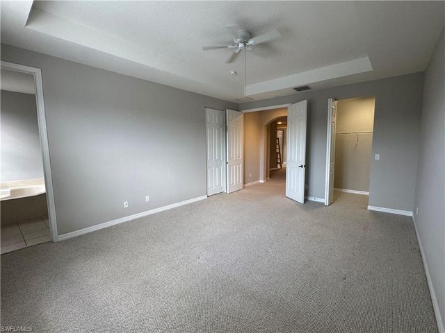 1410 Mariposa CIR 105, Naples, FL 34105