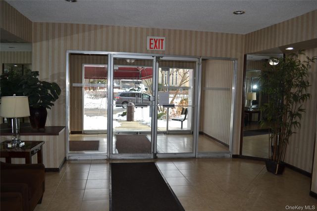 245 Rumsey Road 6X, Yonkers, NY 10701