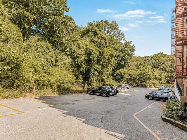 245 Rumsey Road 6X, Yonkers, NY 10701