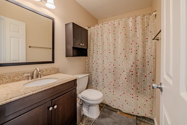 8304 Casa Gris Court NW, Albuquerque, NM 87120