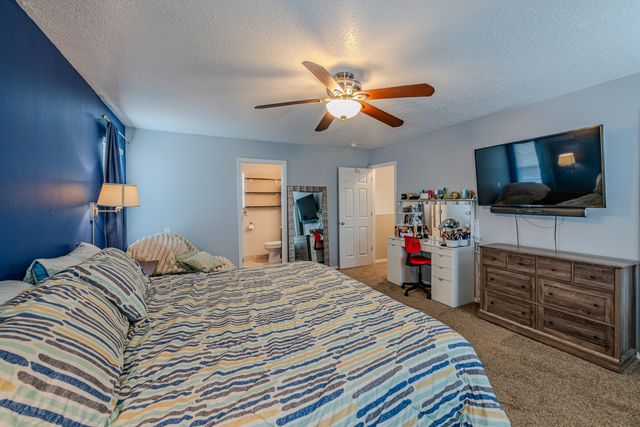 8304 Casa Gris Court NW, Albuquerque, NM 87120