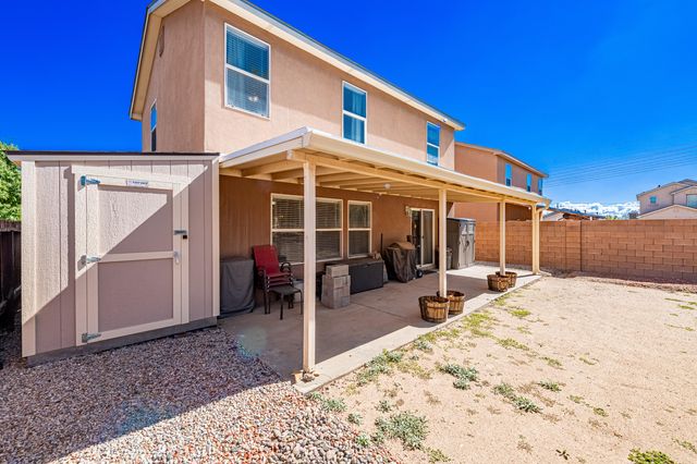 8304 Casa Gris Court NW, Albuquerque, NM 87120
