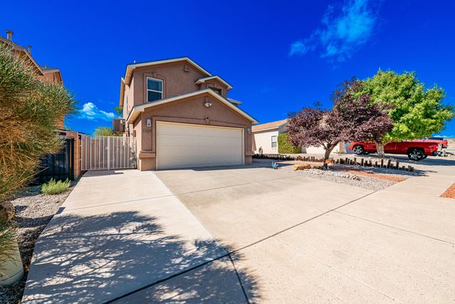 8304 Casa Gris Court NW, Albuquerque, NM 87120