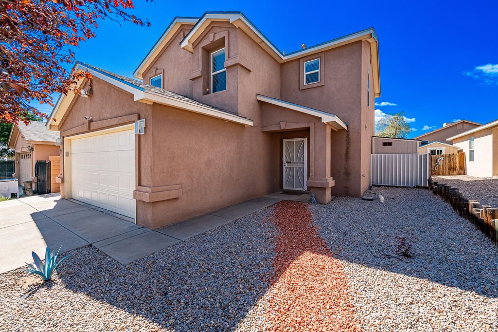 8304 Casa Gris Court NW, Albuquerque, NM 87120