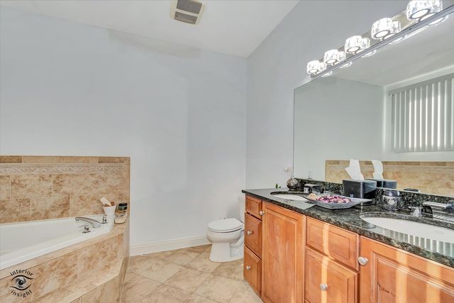 4330 N Neva Avenue 202, Norridge, IL 60706