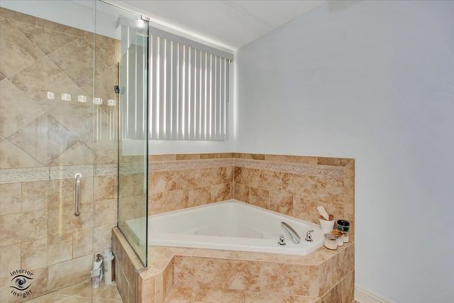 4330 N Neva Avenue 202, Norridge, IL 60706