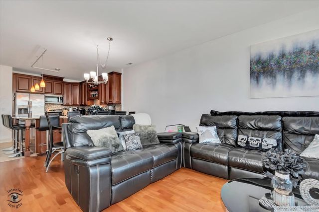 4330 N Neva Avenue 202, Norridge, IL 60706