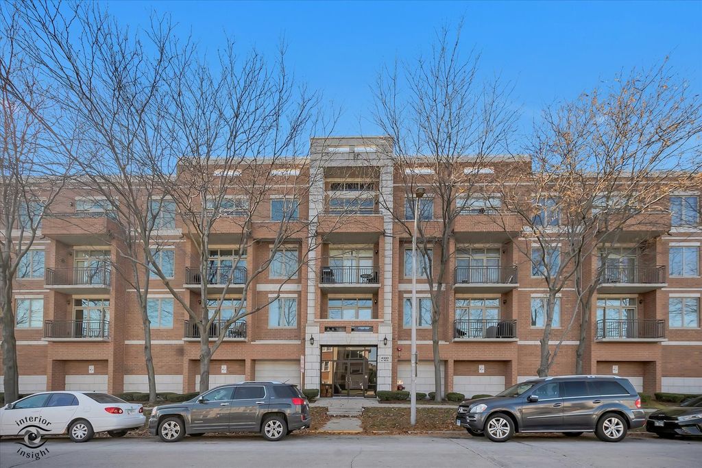 4330 N Neva Avenue 202, Norridge, IL 60706