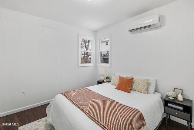 36 Edenburg Avenue, Albany, NY 12203