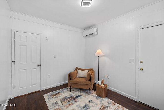 36 Edenburg Avenue, Albany, NY 12203