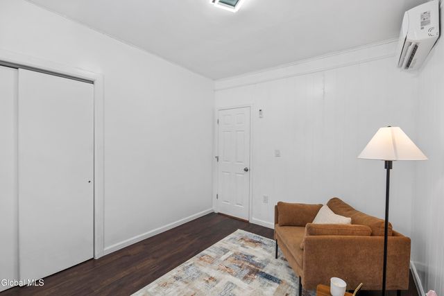 36 Edenburg Avenue, Albany, NY 12203