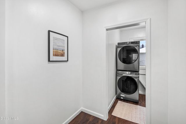 36 Edenburg Avenue, Albany, NY 12203