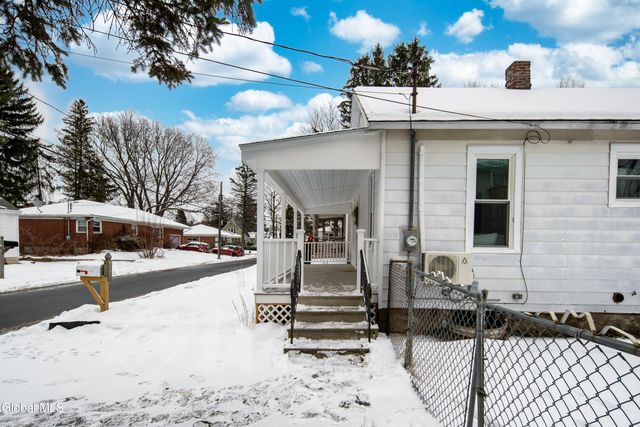 36 Edenburg Avenue, Albany, NY 12203