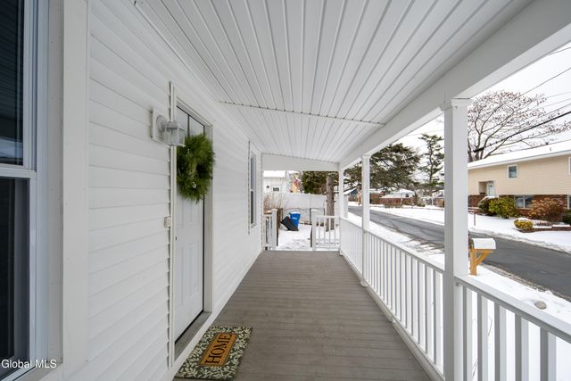 36 Edenburg Avenue, Albany, NY 12203