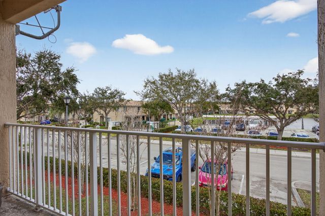 9125 Pershore Place 8204, Tamarac, FL 33321