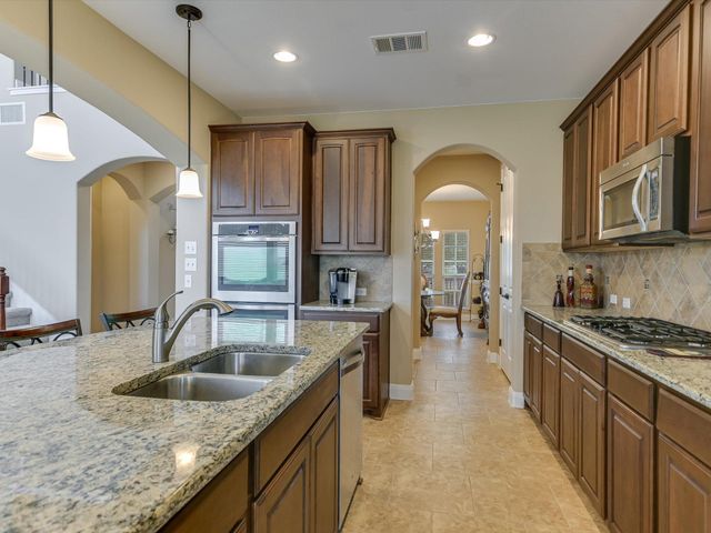 12400 Lostwood CIR, Austin, TX 78748