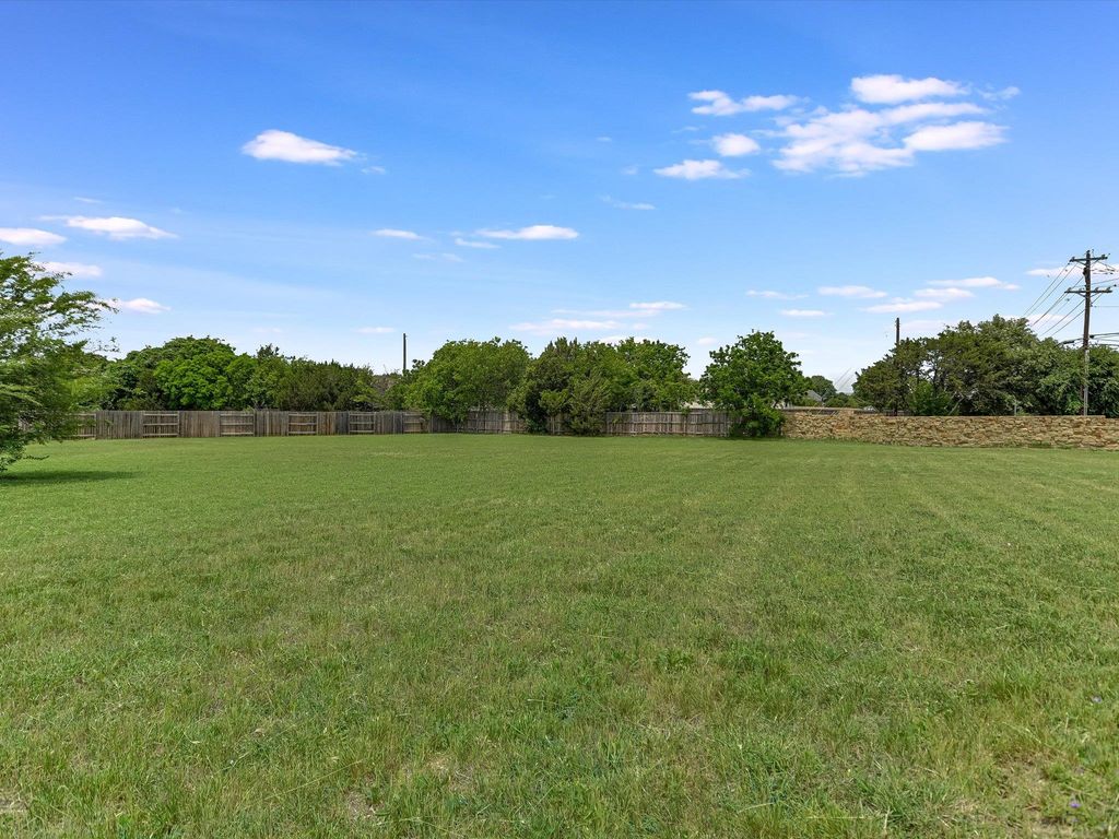 12400 Lostwood CIR, Austin, TX 78748