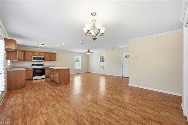 1502 Gibbs Road, Reidsville, NC 27320