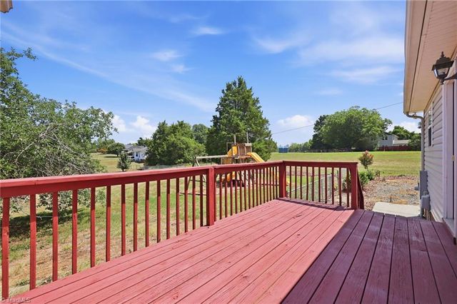 1502 Gibbs Road, Reidsville, NC 27320