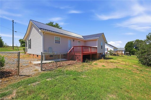 1502 Gibbs Road, Reidsville, NC 27320