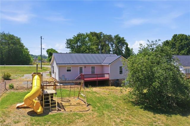 1502 Gibbs Road, Reidsville, NC 27320