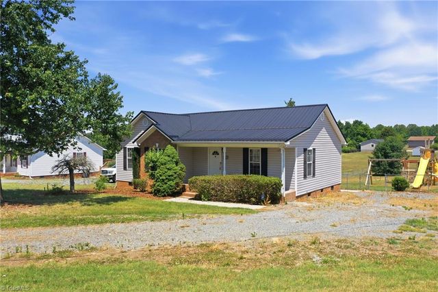 1502 Gibbs Road, Reidsville, NC 27320
