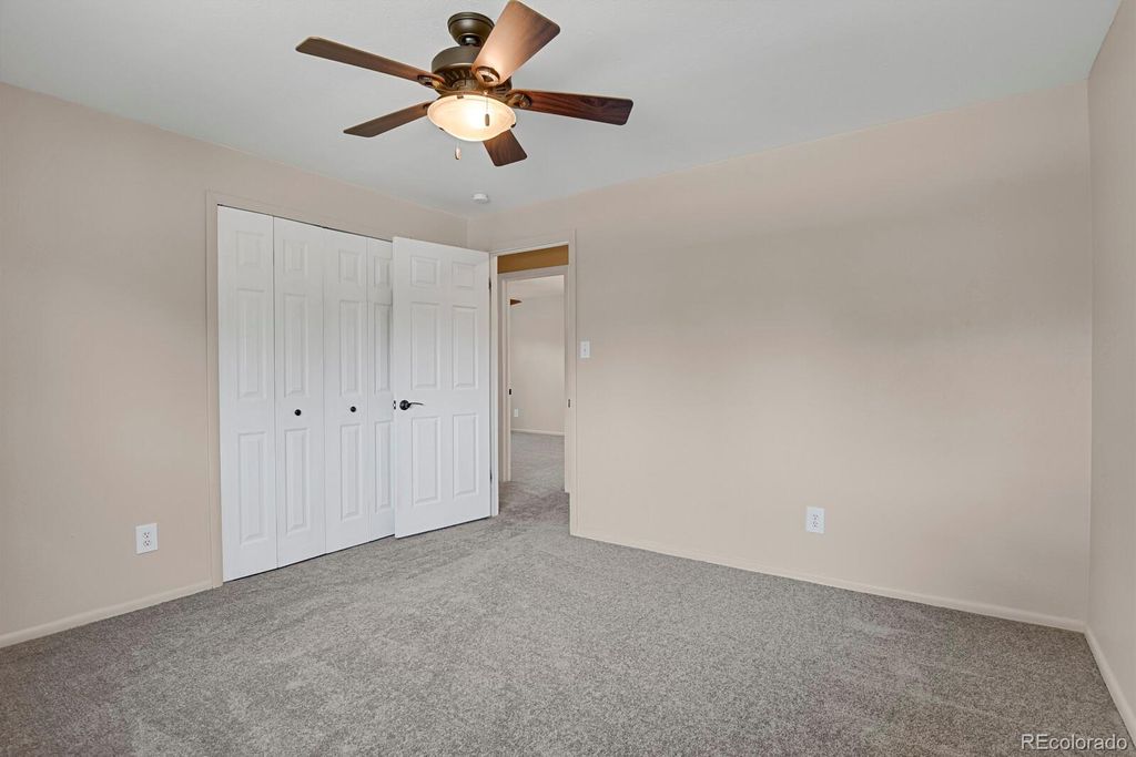 Image 20 of property listing at 1455 W Hinsdale Drive, Littleton, CO 80120