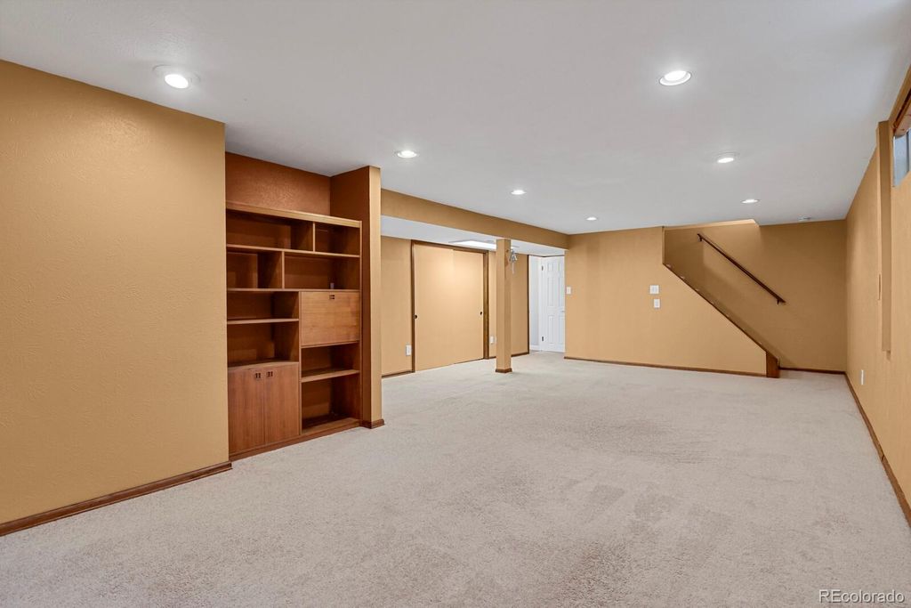 Image 24 of property listing at 1455 W Hinsdale Drive, Littleton, CO 80120
