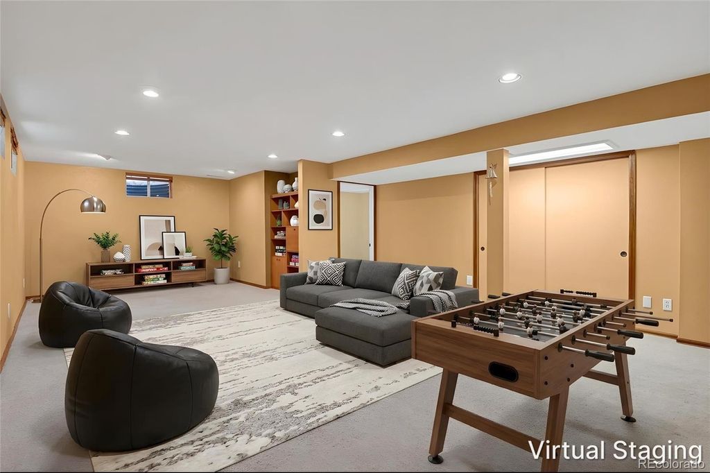 Image 26 of property listing at 1455 W Hinsdale Drive, Littleton, CO 80120