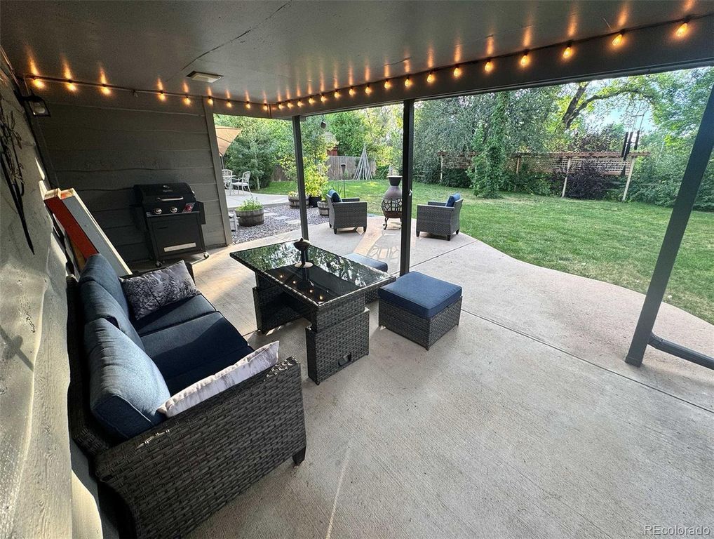 Image 34 of property listing at 1455 W Hinsdale Drive, Littleton, CO 80120