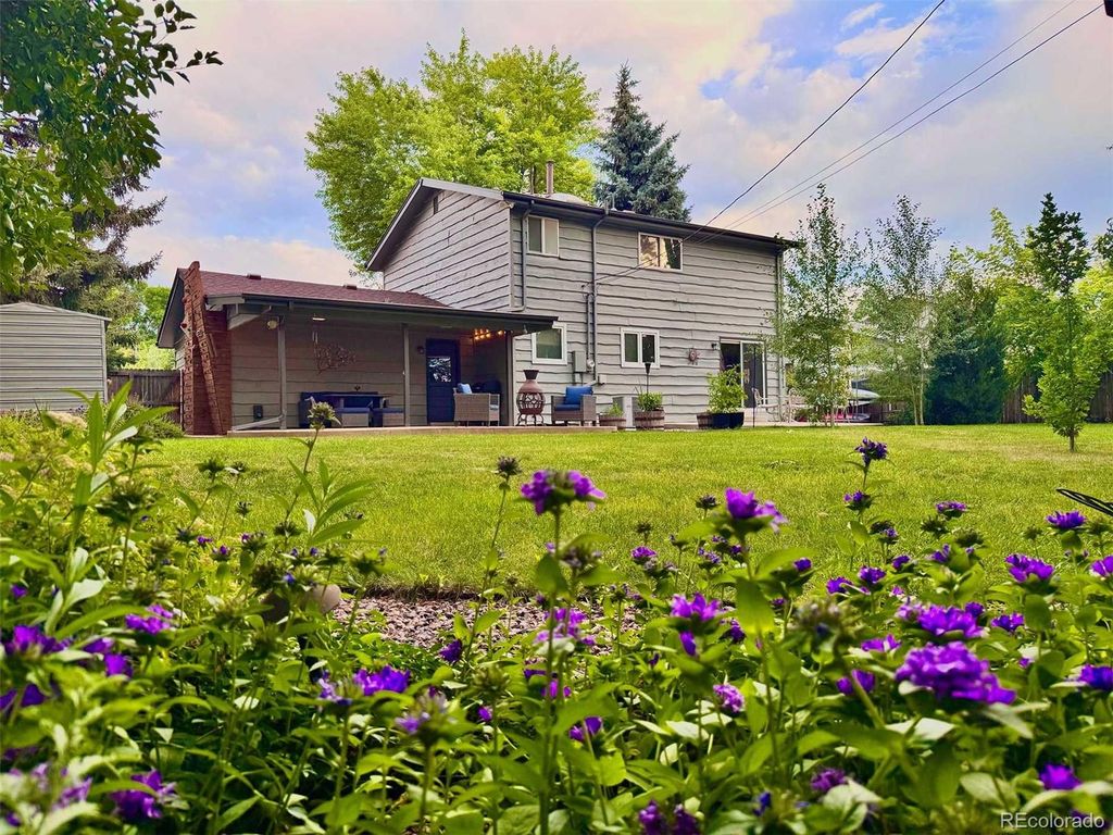 Image 35 of property listing at 1455 W Hinsdale Drive, Littleton, CO 80120