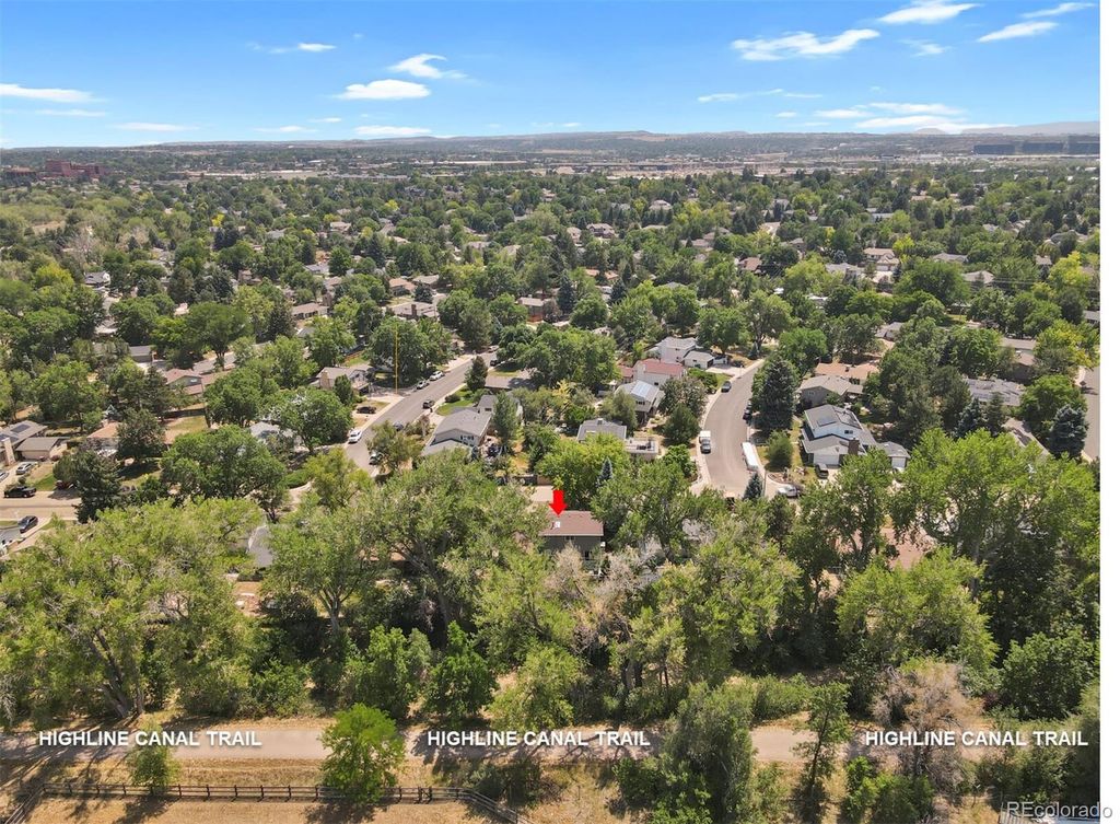Image 41 of property listing at 1455 W Hinsdale Drive, Littleton, CO 80120