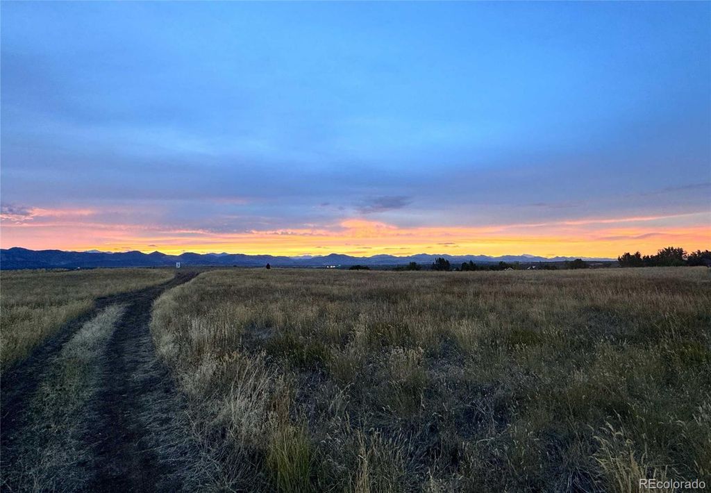Image 46 of property listing at 1455 W Hinsdale Drive, Littleton, CO 80120