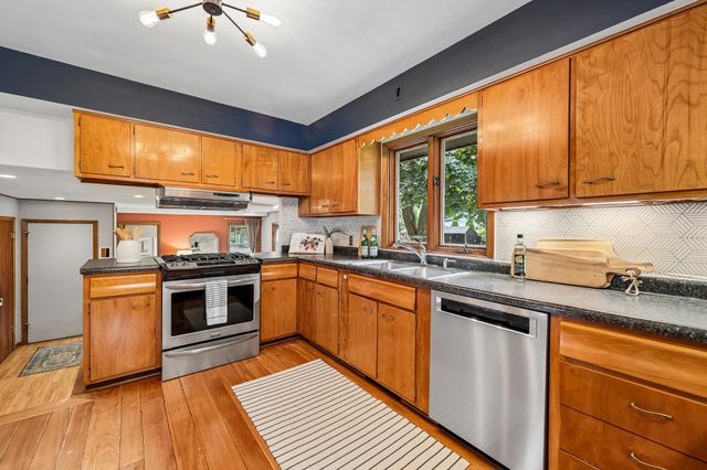 1219 Galvin Avenue, West Saint Paul, MN 55118