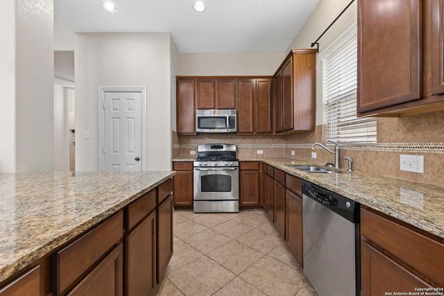 12114 CARSON CV, San Antonio, TX 78253