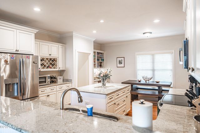 201 Sundew Court, Southern Pines, NC 28387