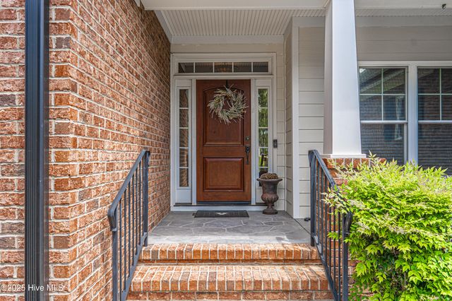 201 Sundew Court, Southern Pines, NC 28387