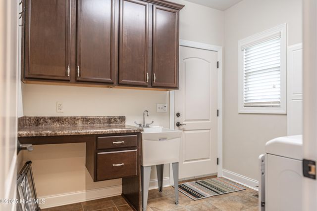 201 Sundew Court, Southern Pines, NC 28387