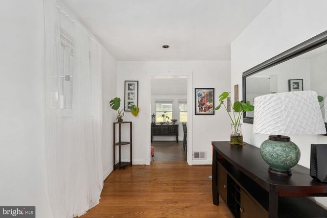 10212 STRATFORD AVE, Fairfax, VA 22030