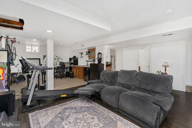 10212 STRATFORD AVE, Fairfax, VA 22030