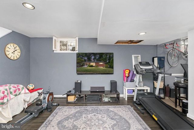 10212 STRATFORD AVE, Fairfax, VA 22030