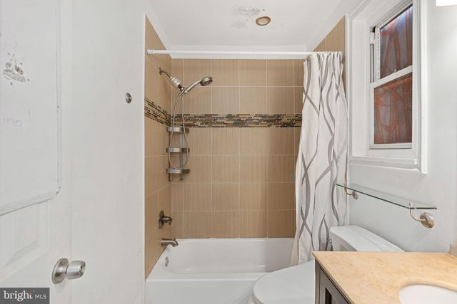 10212 STRATFORD AVE, Fairfax, VA 22030